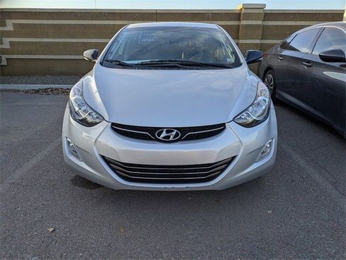 Used 2011 Hyundai Elantra Limited w/ Premium Pkg 5 image 6