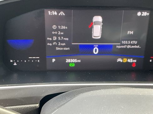 Used 2022 Volkswagen Tiguan SE image 15