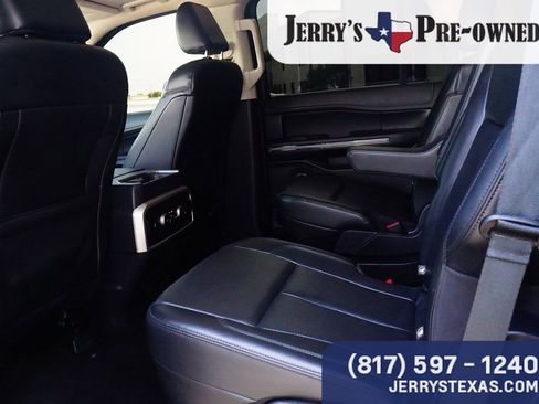 Used 2023 Ford Expedition XLT RWD image 21