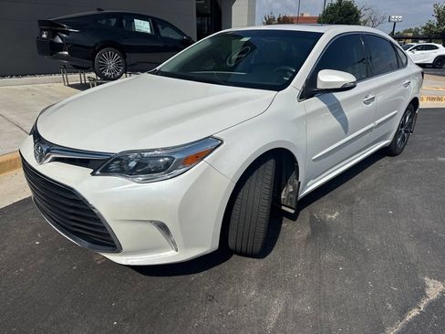 Used 2016 Toyota Avalon XLE Premium FWD image 1