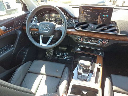 Certified 2023 Audi Q5 e Premium w/ Convenience Package AWD/4WD image 15