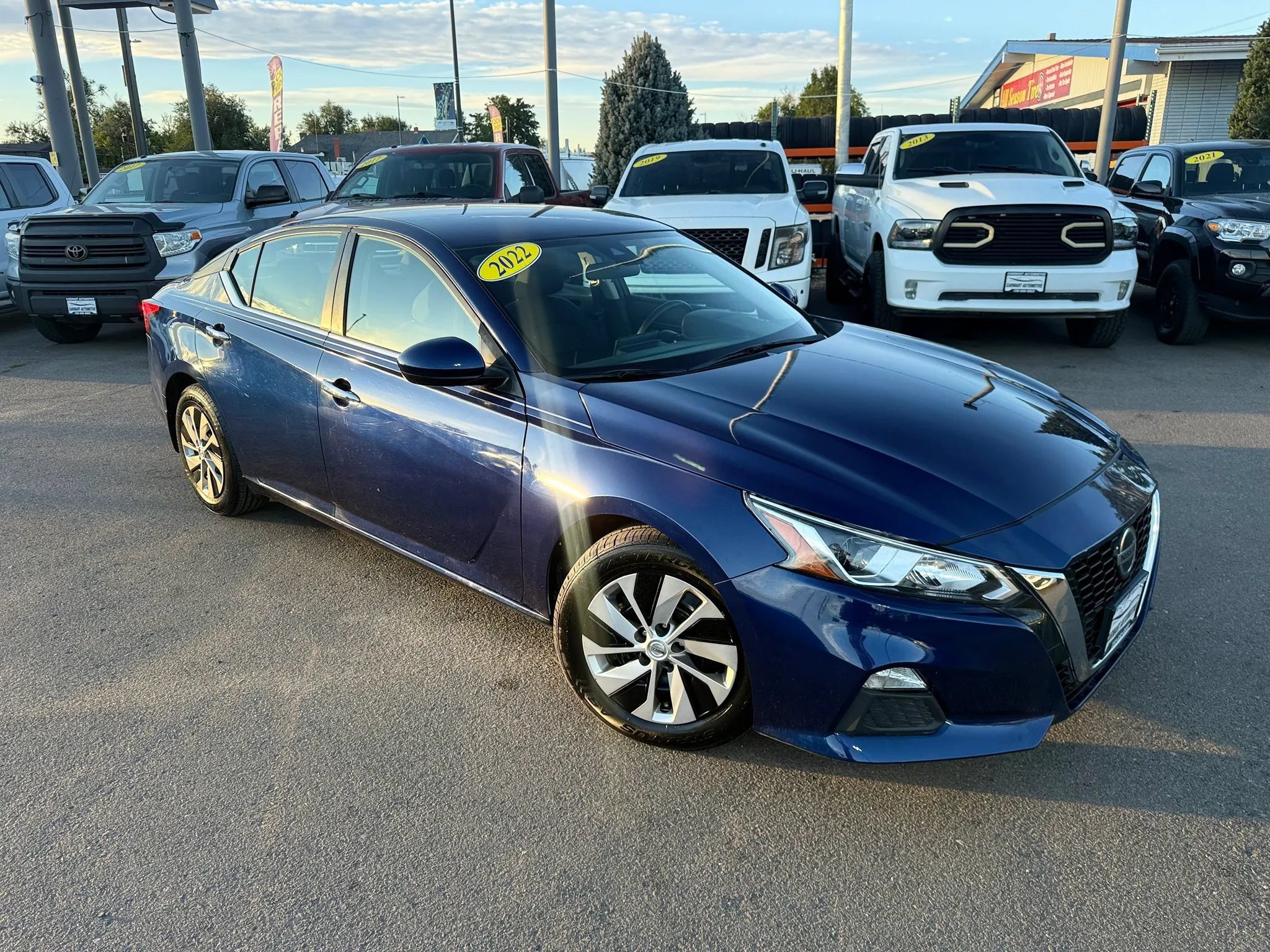 Used 2022 Nissan Altima 2.5 S FWD image 3