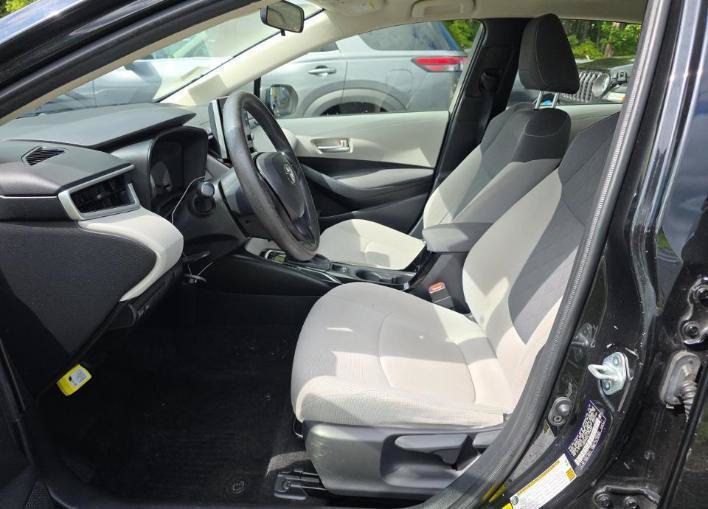 Used 2020 Toyota Corolla LE FWD image 7
