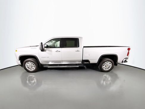 Used 2022 Chevrolet Silverado 3500 High Country w/ Z71 Off-Road Package AWD/4WD image 4