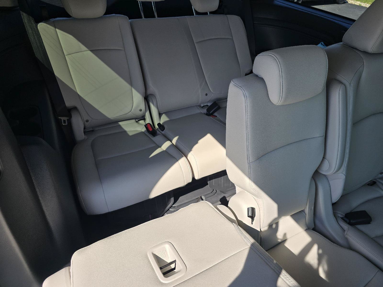 New 2027 Honda Odyssey EX-L image 13