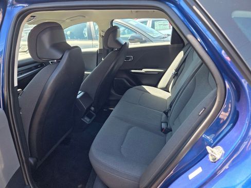 Used 2025 Kia K4 FWD image 6