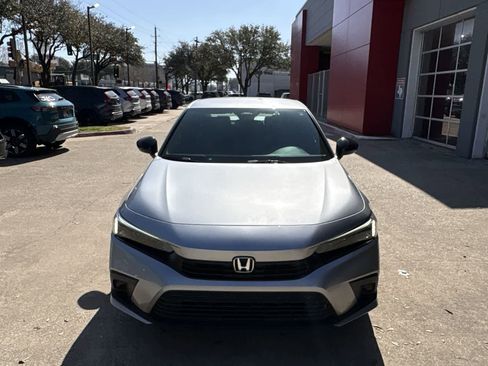 Used 2023 Honda Civic Sport image 16