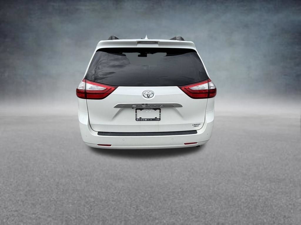 Used 2019 Toyota Sienna Limited Premium AWD/4WD image 4