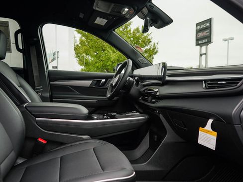 New 2026 Buick Enclave Preferred w/ Power Package image 12