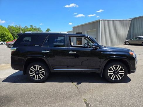 Used 2021 Toyota 4Runner Limited AWD/4WD image 8