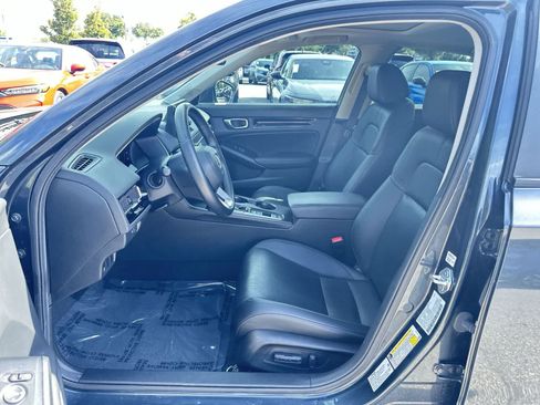Used 2024 Honda Civic EX-L image 2