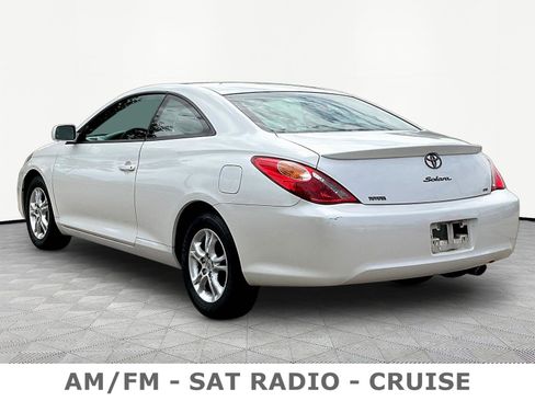 Used 2004 Toyota Solara SE FWD image 4