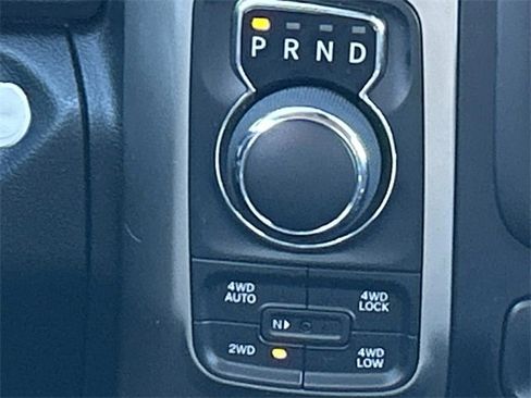 Used 2018 RAM 1500 Big Horn image 27