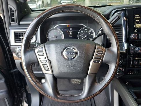 Used 2021 Nissan Titan Platinum Reserve w/ Moonroof Package AWD/4WD image 22
