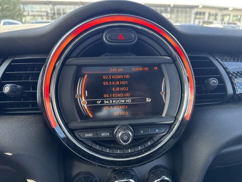 Used 2015 MINI Cooper S FWD image 17