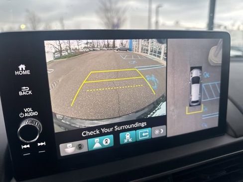 Used 2023 Honda Pilot Elite image 18