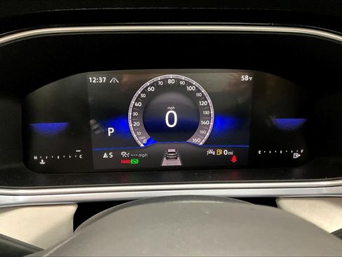 New 2026 Volkswagen Taos SE image 19