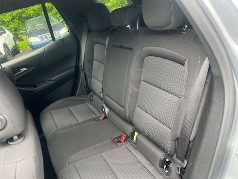 Used 2025 Chevrolet Equinox LT FWD image 33