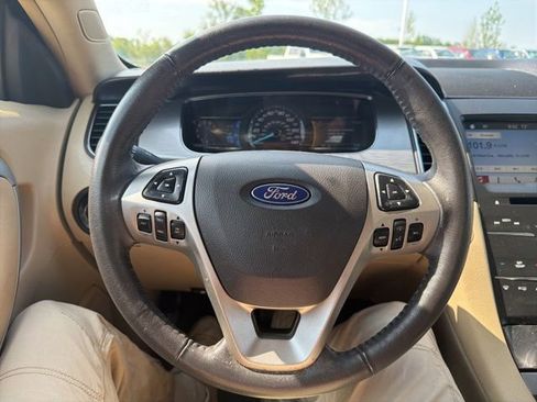 Used 2018 Ford Taurus SEL w/ Equipment Group 201A FWD image 36