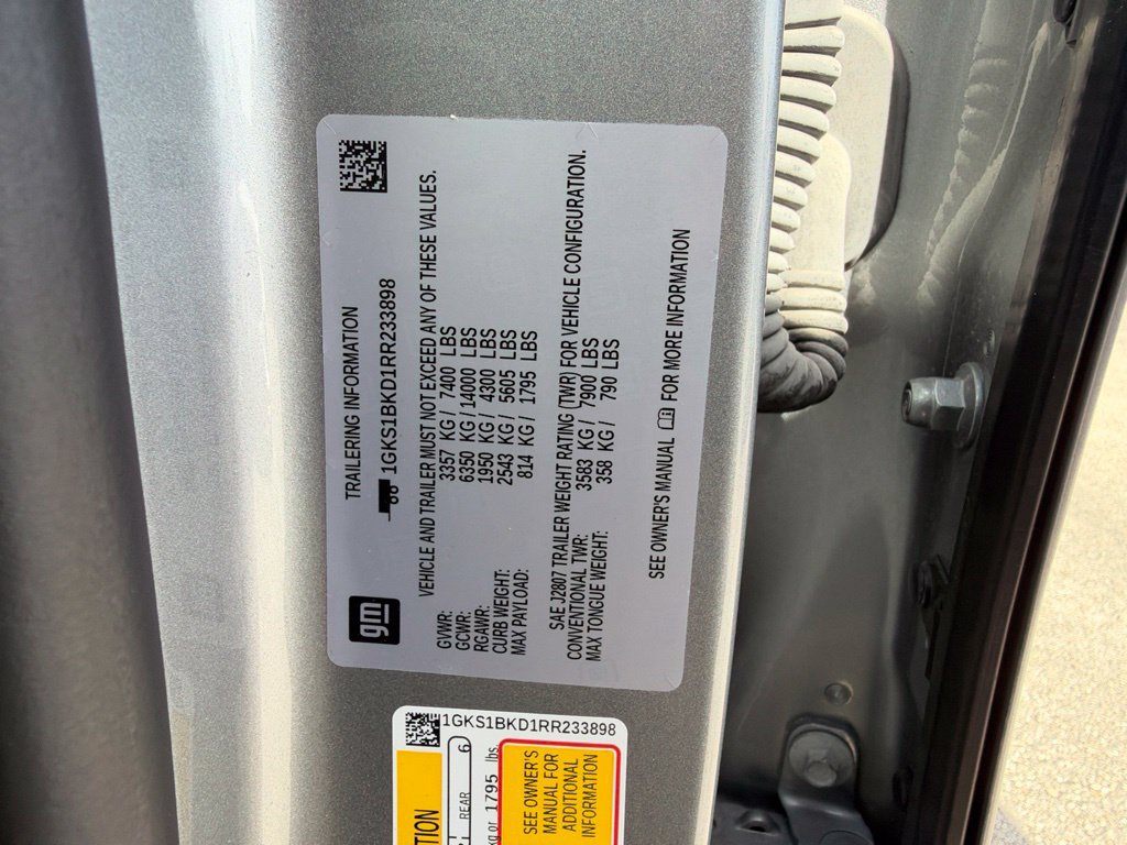 Used 2024 GMC Yukon SLT RWD image 14