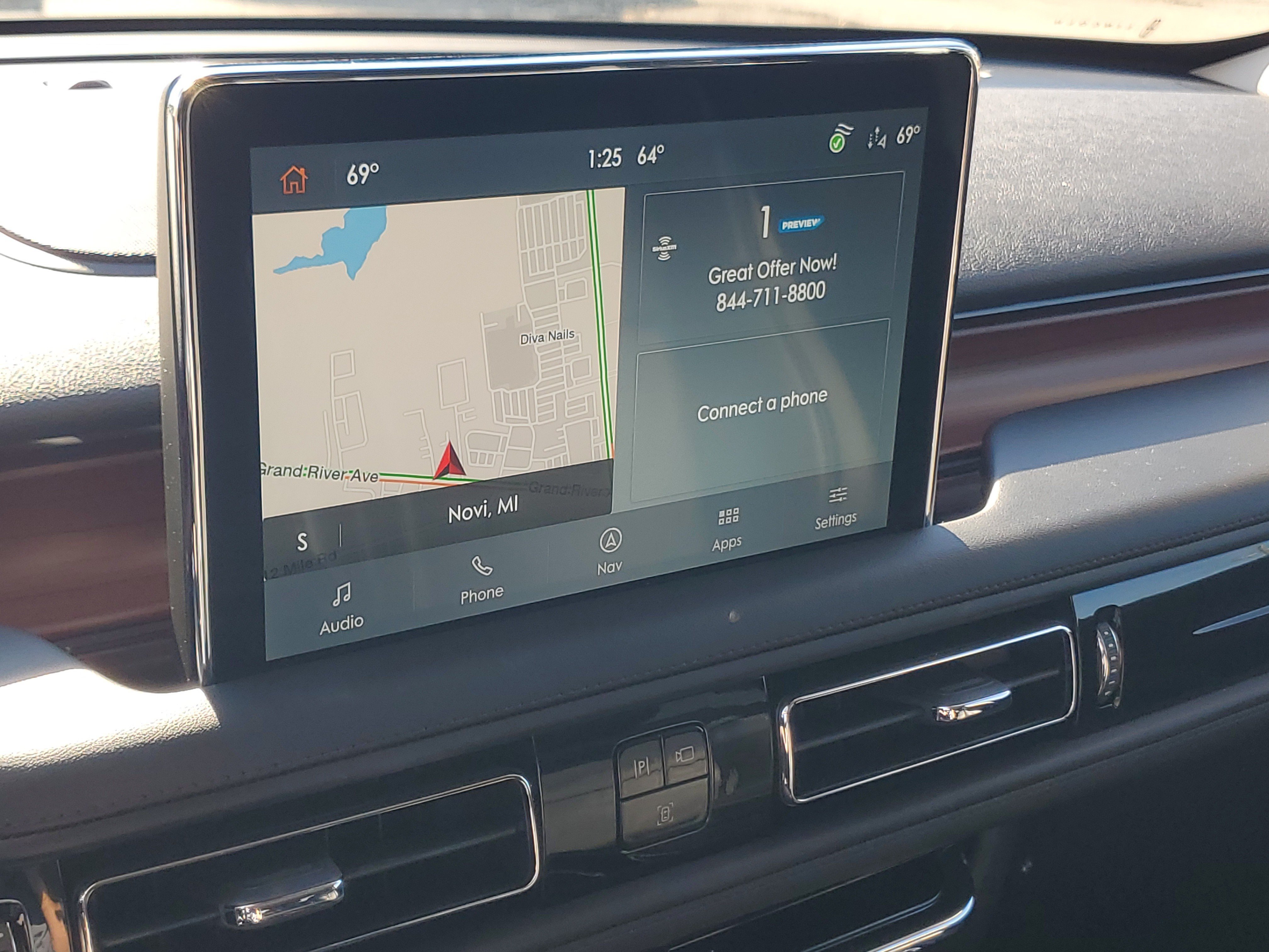 Used 2023 Lincoln Aviator Reserve w/ Equipment Group 201A AWD/4WD image 16