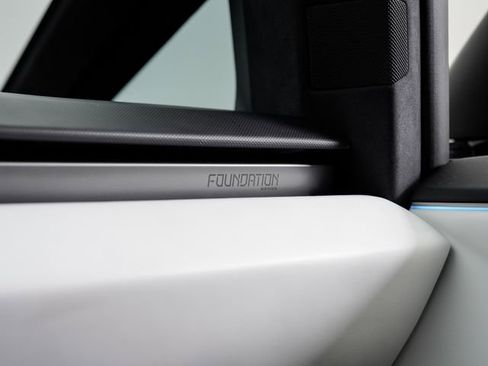 Used 2024 Tesla Cybertruck AWD Crew Cab image 12