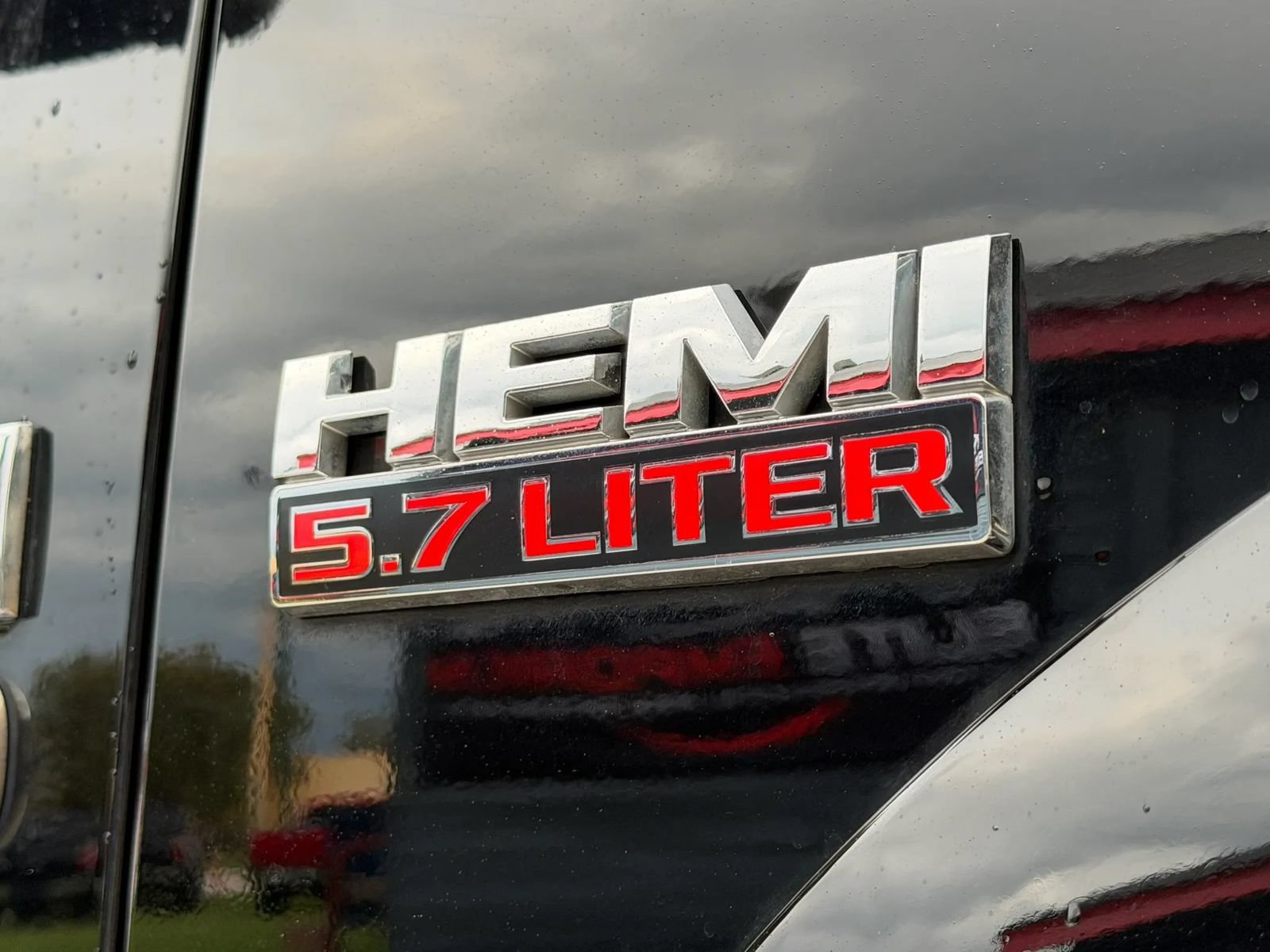 Used 2014 RAM 1500 Outdoorsman RWD image 26