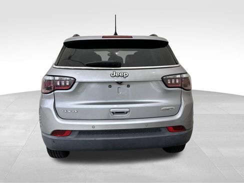 Used 2018 Jeep Compass Latitude w/ Popular Equipment Group image 4