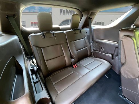Used 2022 Ford Explorer King Ranch w/ Class IV Trailer Tow Package AWD/4WD image 26
