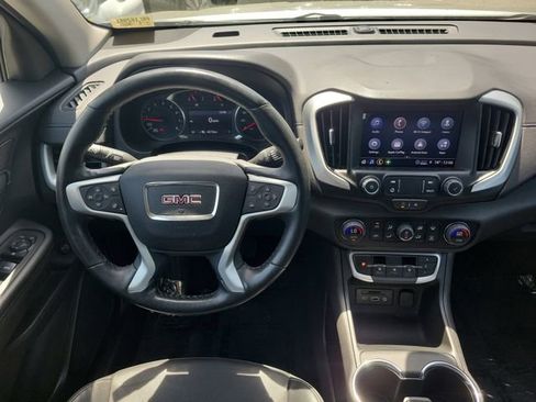 Used 2024 GMC Terrain SLT w/ Elevation Edition AWD/4WD image 17
