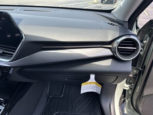 New 2025 Chevrolet Trax ACTIV w/ Driver Confidence Package image 32