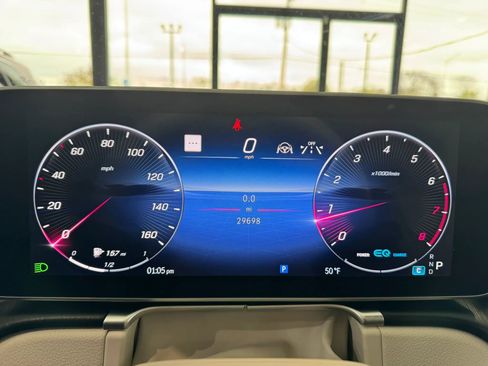 Used 2022 Mercedes-Benz S 580 4MATIC Sedan w/ AMG Line Package image 43