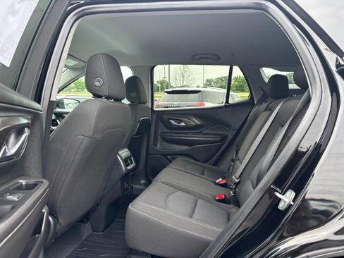 Certified 2023 GMC Terrain SLE w/ Driver Convenience Package FWD image 10
