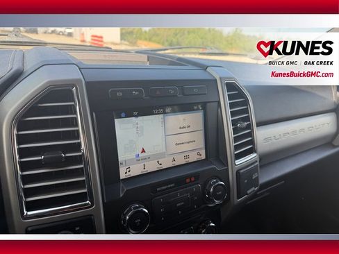 Used 2017 Ford F250 Lariat w/ Lariat Value Package AWD/4WD image 16