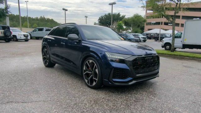 Used 2024 Audi RS Q8 AWD/4WD image 2