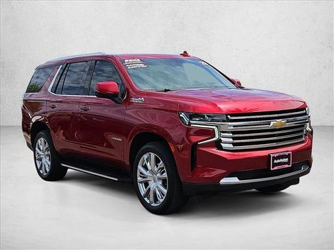 Used 2023 Chevrolet Tahoe High Country AWD/4WD image 3