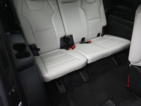 Used 2021 Kia Telluride EX w/ EX Premium Package AWD/4WD image 11