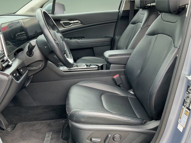 Used 2024 Kia Sportage EX FWD image 12