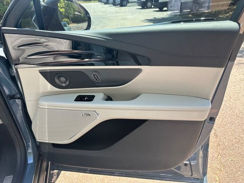 New 2026 Lincoln Nautilus Reserve AWD/4WD image 15
