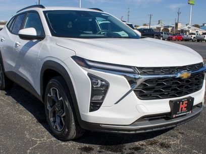 Used 2024 Chevrolet Trax LT