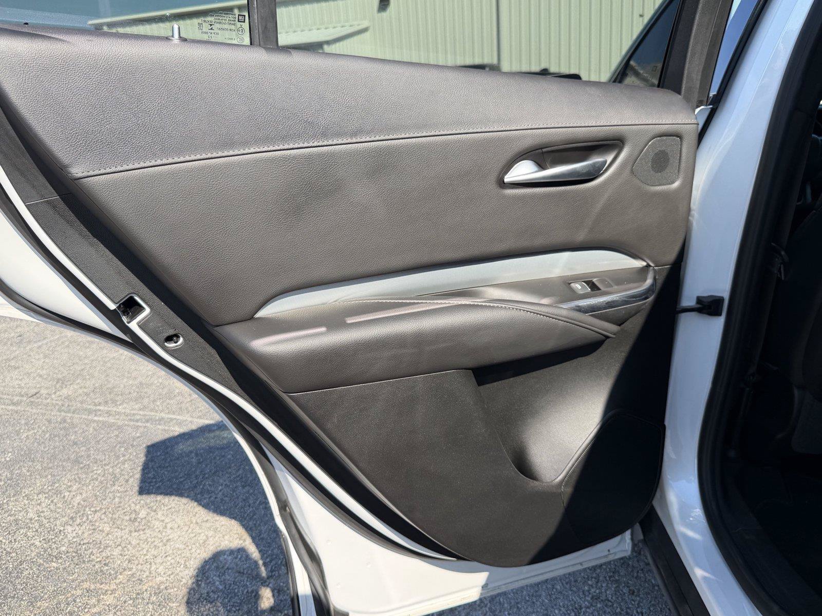 Used 2023 Cadillac XT4 Premium Luxury w/ Technology Package FWD image 17