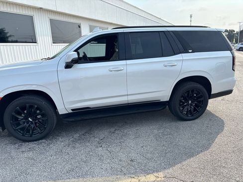 Used 2021 Cadillac Escalade Sport w/ Driver Assist Tech Package AWD/4WD image 2