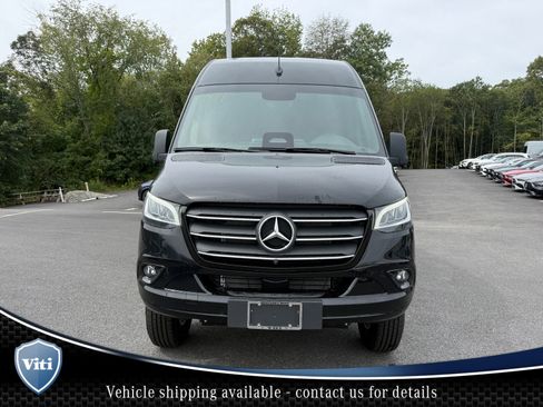 New 2025 Mercedes-Benz Sprinter 2500 image 3