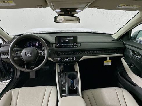 Used 2025 Honda Accord LX image 3