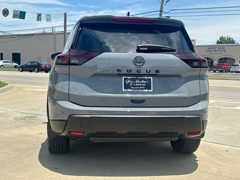 Used 2026 Nissan Rogue Dark Armor FWD image 7