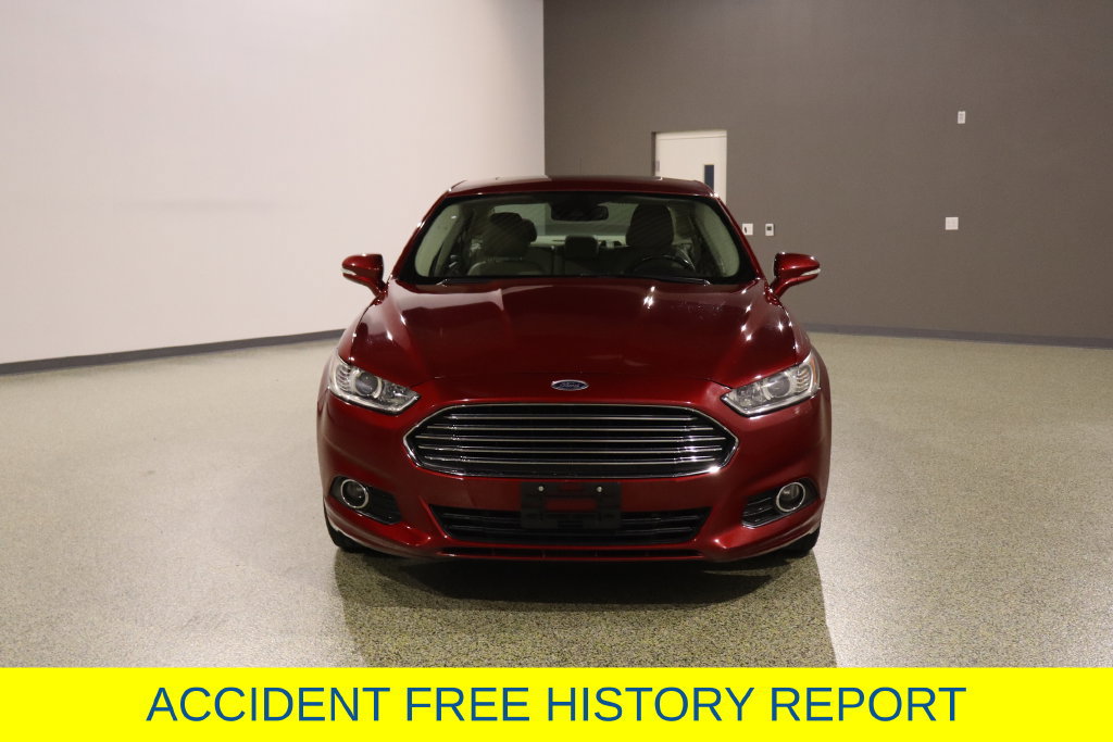 Used 2014 Ford Fusion Energi SE w/ Driver Assist Package FWD image 2