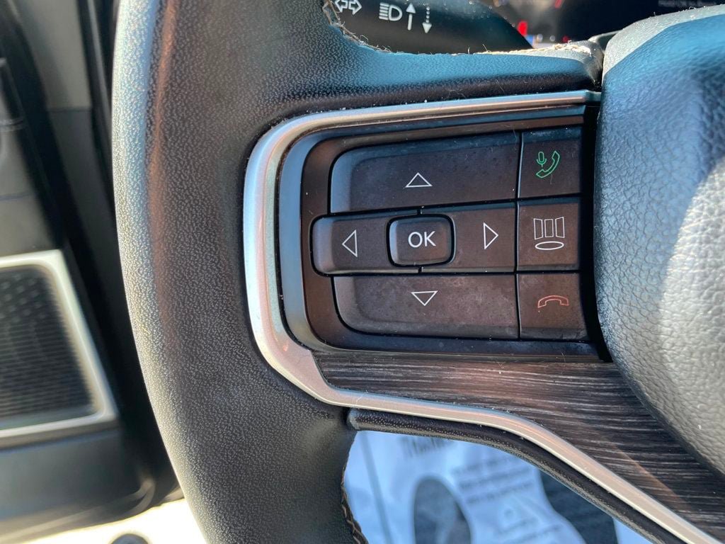 Used 2023 Jeep Wagoneer L Series II w/ Premium Group I AWD/4WD image 29