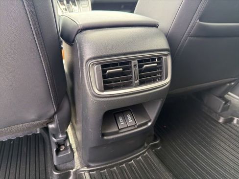 Used 2022 Honda CR-V Touring image 27