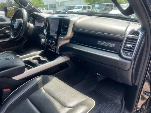 Used 2019 RAM 1500 Laramie w/ Sport Appearance Package AWD/4WD image 27