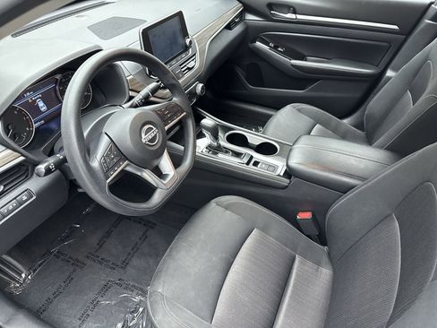 Used 2023 Nissan Altima 2.5 SV AWD/4WD image 10
